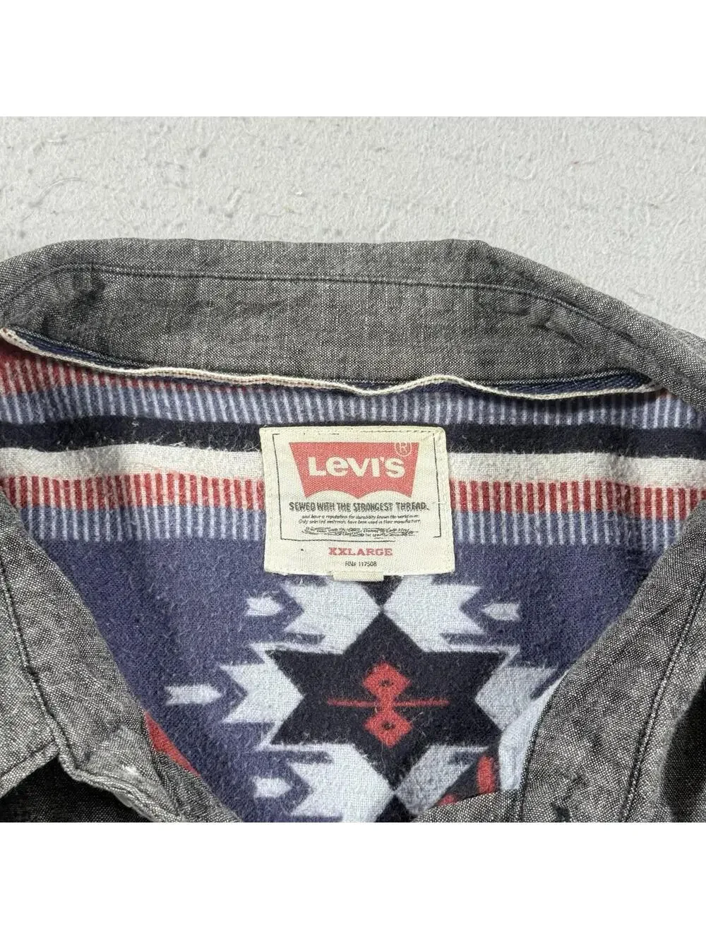 Levi's Jacket Mens XXL‎ Gray Lined Western Shirt Jacket Aztec Fleece Snap Front